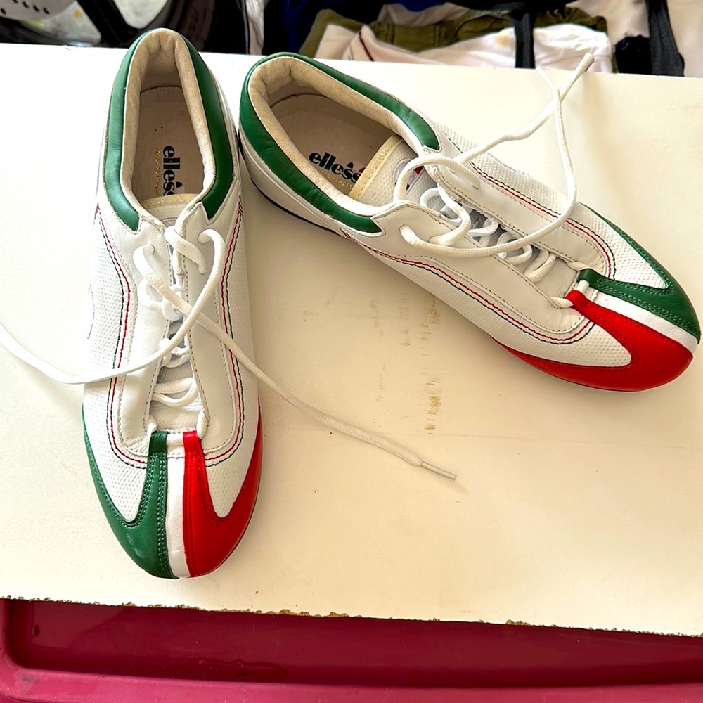 Ellesse shoes size 8